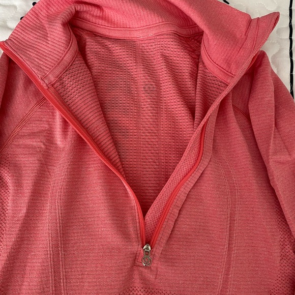 Lululemon Pullover - Picture 4 of 12